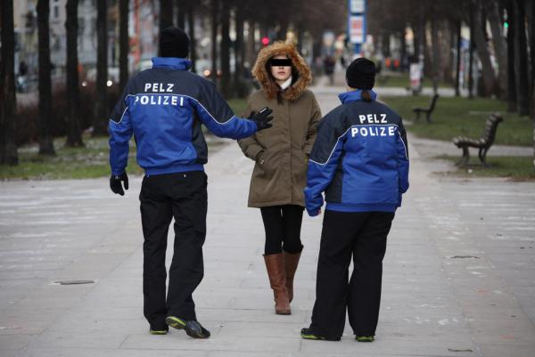 Pelz Polizei geht in mehreren deutschen Städten auf Streife