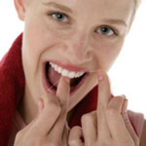 Zahnfleischentzündung und Zahnfleischrückgang - Ursachen, Vorsorge und Behandlung