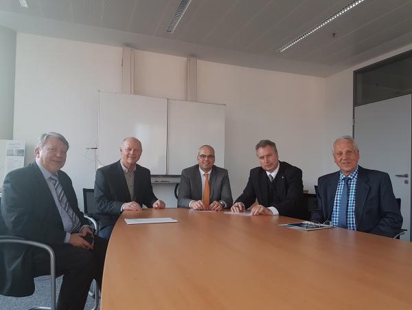 IfKom: Industrie 4.0 braucht leistungsfähige Netzinfrastruktur und Digitale Bildung 4.0