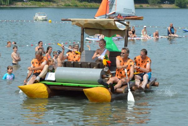 Mehr als 3.300 Besucher beim Tag des Wassersports im Seepark Zülpich.