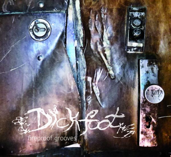 Bandstudio abgebrannt:  Dickfoot - Comeback nach dem Feuer / CD-Release Konzert am 26.8. 