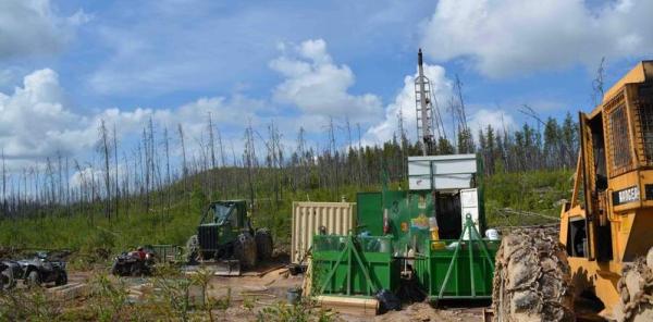 Fission trifft über 128 m Vererzung hochgradige Abschnitte