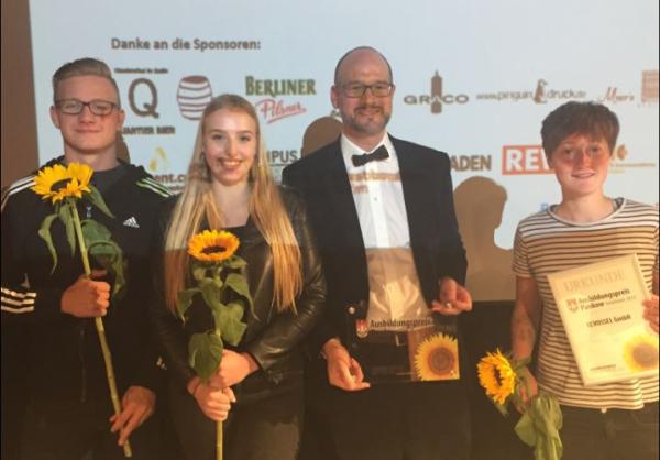 CCVOSSEL als vorbildlicher Ausbildungsbetrieb ausgezeichnet