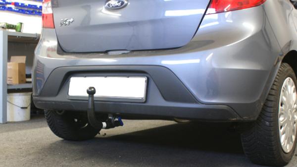 Abnehmbare Heckträgeraufnahme für den Ford Ka plus bei www.ahk-preisbrecher.de