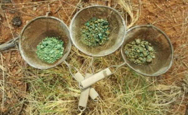 Ergebnisse von Altona Minings Bohrarbeiten deuten auf neues Kupfer-Gold Cluster hin