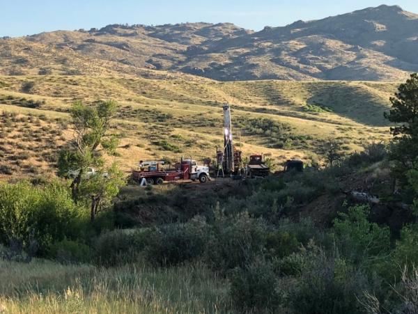 U.S. Gold bringt Update zum Bohrprogramm und Panoro Minerals berichtet über Laugungstests