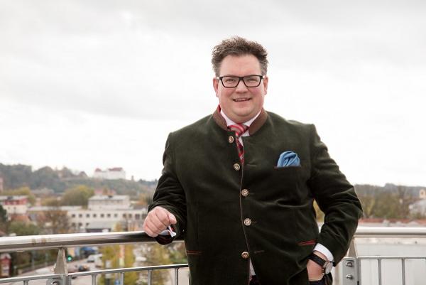 Bernhard Schindler, Geschäftsführer von Profession Fit, als Redner beim Corporate Health Award 2018