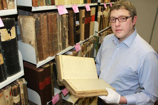 Kirchenbuchdatenbank Nordhessen von Genealoge Hoske 