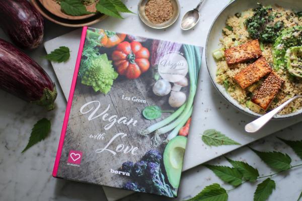 "Vegan with Love" erscheint in der 3. Auflage im GrünerSinn-Verlag!