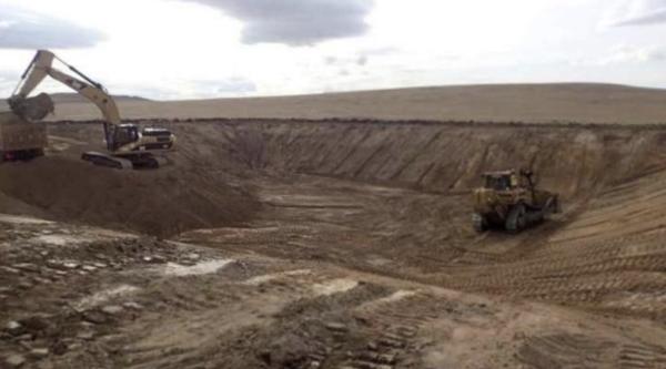 Es wird kräftig exploriert