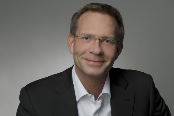 Remscheid / Wuppertal, Best-Price-Dent: Kostengünstiger Zahnersatz aus deutschem Dentallabor MAXiDENT