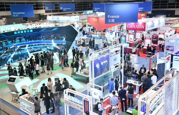 Besucherzahl steigt um 3,6 Prozent - HKTDC Hong Kong Electronics Fair (SE) und International ICT Expo