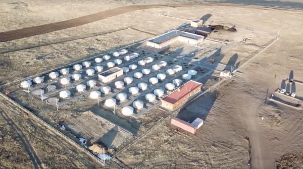 Gold- und Silberpreis vielleicht kurz vor dem Ausbruch