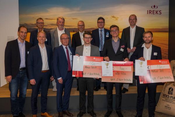 IT-Cluster Oberfranken: Absolventenpreis soll Zusammenarbeit zwischen Hochschulen und Unternehmen stärken