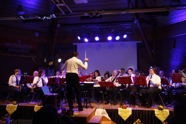 Konzert im Fichtenhofsaal Rickling mit dem Musikzug der Freiwilligen Feuerwehr Henstedt-Ulzburg