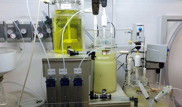 FYI mit Punktlandung: Pilottests liefern auf Anhieb 99,99% reines HPA