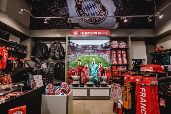 FC Bayern München eröffnet Pop-up Store in Ingolstadt Village