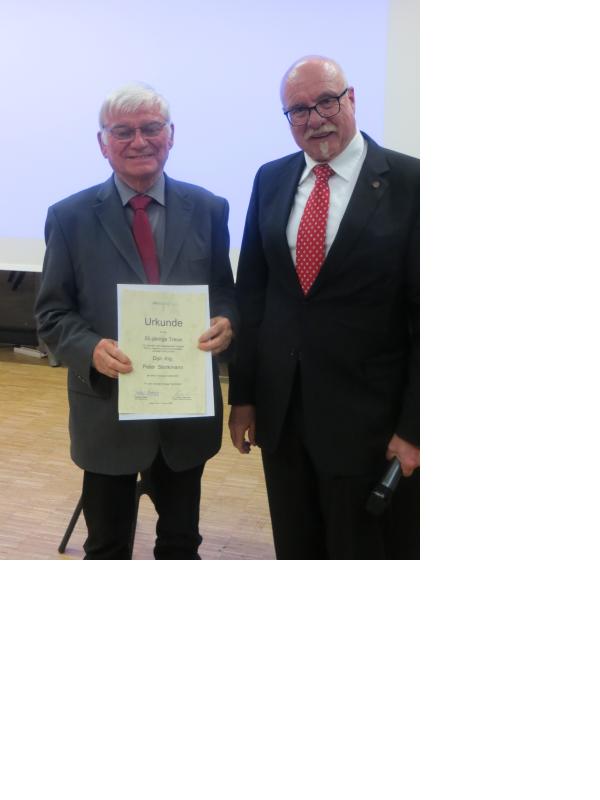 IfKom: Hagener Peter Storkmann wurde für 50-jährige IfKom-Mitgliedschaft geehrt