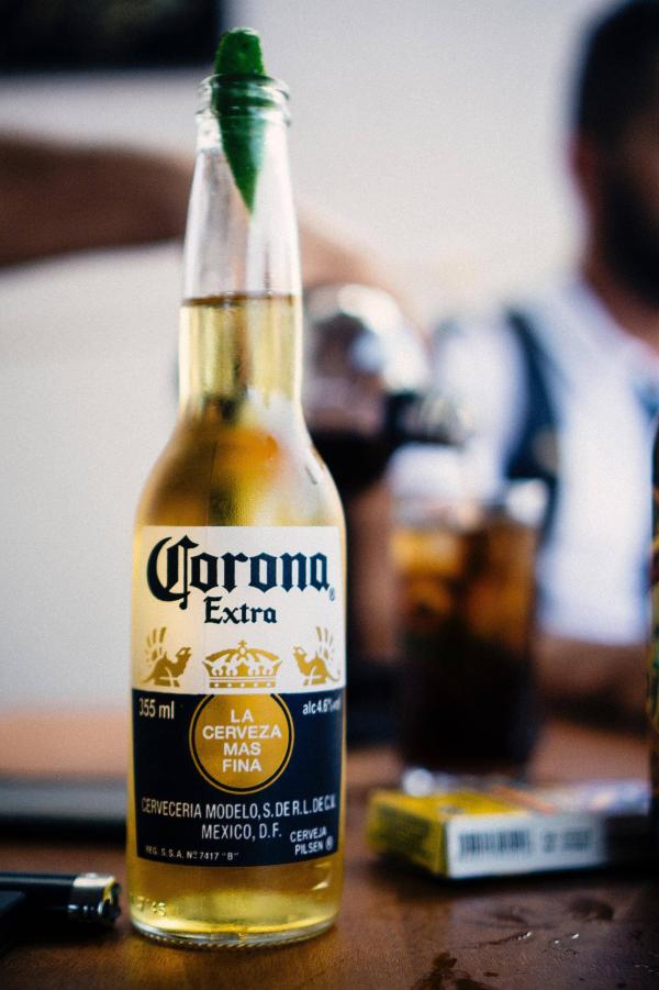 Corona (Bier) Cocktail Rezepte - Einfach zuhause zubereiten