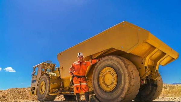 Banker und Politiker agieren - Gold im Visier der Anleger