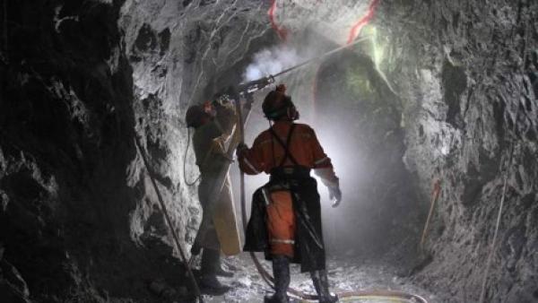 Rekordhoher Goldpreis zieht Silberpreis mit nach oben