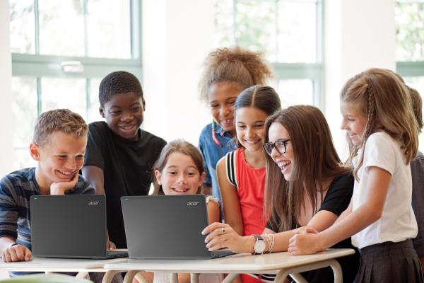 AixConcept und Acer bieten komplettes Digitalpaket für Schulen