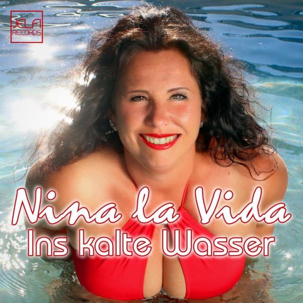 " Ins kalte Wasser" springt Nina la Vida