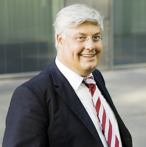 Weiterbildungsexperte Martin Stieger ist neuer Rektor der Allensbach Hochschule 