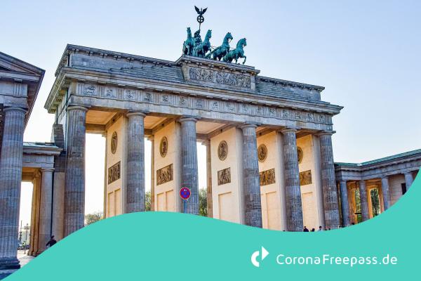 Direkt am Hotel Berlin - Erste PCR Coronatest-Station mit Drive-In eröffnet am Donnerstag in Berlin