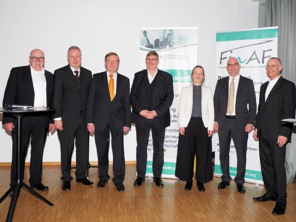 IfKom: Eine digitale Gesellschaft muss sich ethischen Ansprüchen stellen