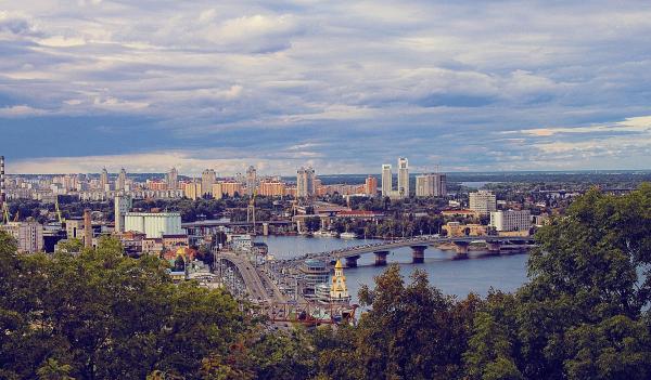 Russland & Ukraine - Wer es sich leisten kann verlässt das Land mit dem Learjet