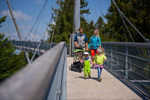 Basteln, Balancieren, Balljonglieren: skywalk allgäu mit buntem Pfingstferienprogramm vom 04. bis 18.06.22