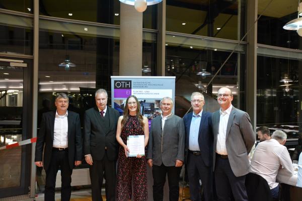 Verleihung des IfKom-Preises 2022 an an B. Eng. Anja Preitschaft der Ostbayerischen Technischen Hochschule Reg