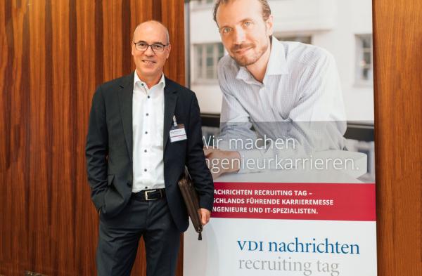 VDI Recruiting-Tage Rückblick 2022: Hans Ulrich Gruber berät
