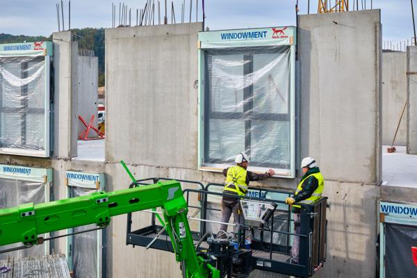 Weiterentwickeltes Fenster-Komplettsystem vorgestellt