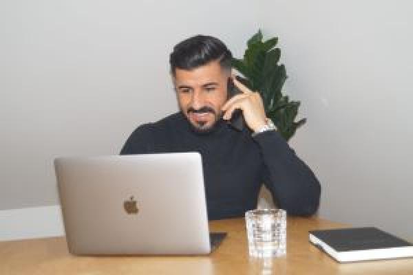 Closer Business - Hikmet Tekkal: "Aus dem Hamsterrad aussteigen und Erfolge als Closer feiern!"