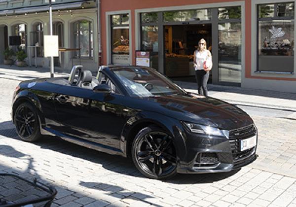 Cabrio: Im Zweifelsfall beim Parken das Dach schließen