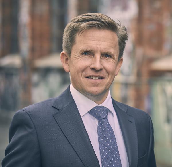 Geldanlage: Dachfonds reduzieren Risiken