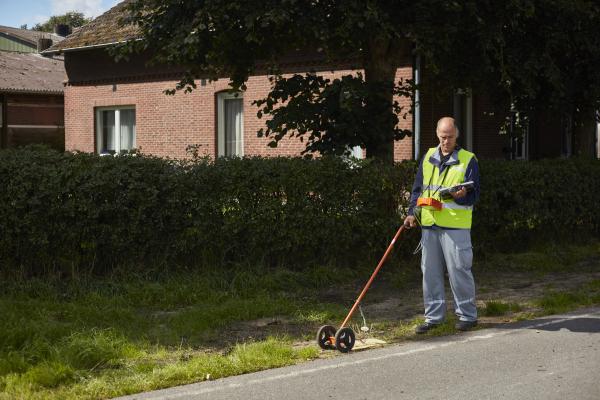 HanseWerk: "Langstreckenlauf": Gasspürer überprüft rund 30 Kilometer Gasleitungen im Landkreis Prignitz