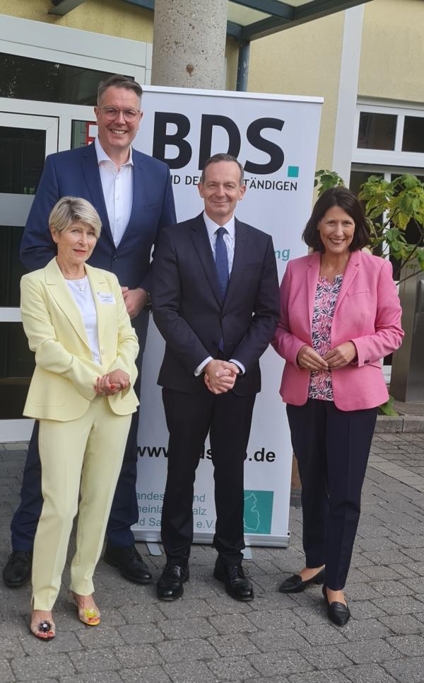 Jubiläumsverbandstag wählt Doppelspitze