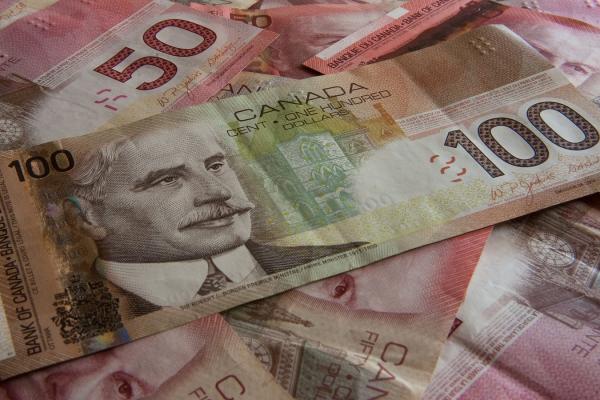 Rohstoffinvestoren geben Milliarden Dollar, um von niedrigen Bewertungen im Sektor zu profitieren