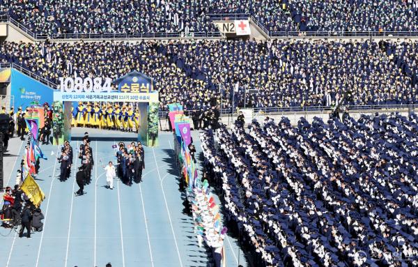 Shincheonji 100.000-Abschlussfeier: Absolventen teilen ihre begeisterten Eindrücke über die Erfüllung der Offenbarung