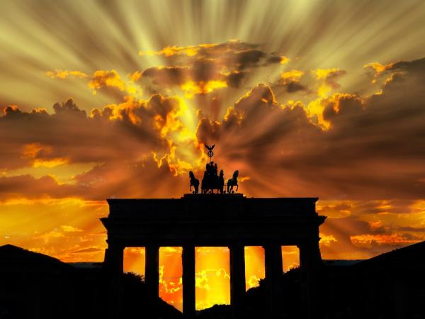 Freie Trauungen in Berlin - Einzigartige Momente mit charismatischen Traurednern
