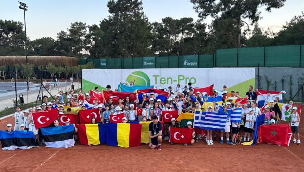 Internationales Turnier im Corendon Tennis Club Kemer erfolgreich beendet
