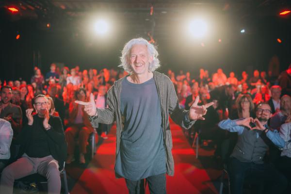 Manfred Dungl gewinnt bei internationalem Speaker Slam!