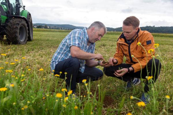 Ein Prozent vom Umsatz: Lammsbräu bezahlt als erstes Unternehmen Landwirte für Gemeinwohlleistungen