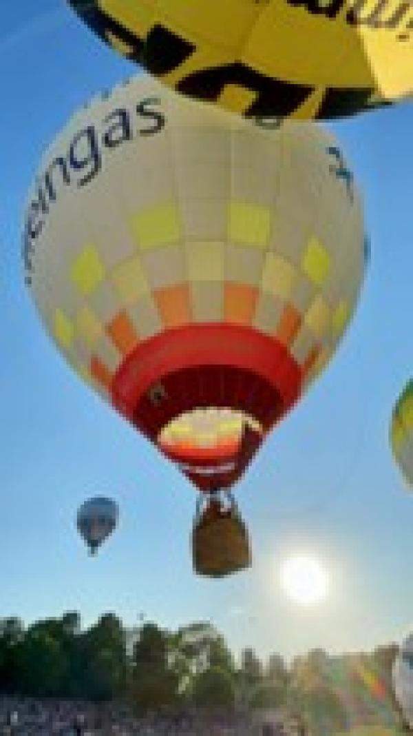 Rheingas ist Sponsor beim 30. Kevelaerer Heißluft-Ballon-Festival 2024