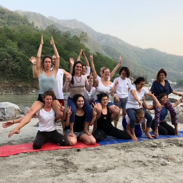 Warum Indien der Beste Ort für Yoga Teacher Training ist