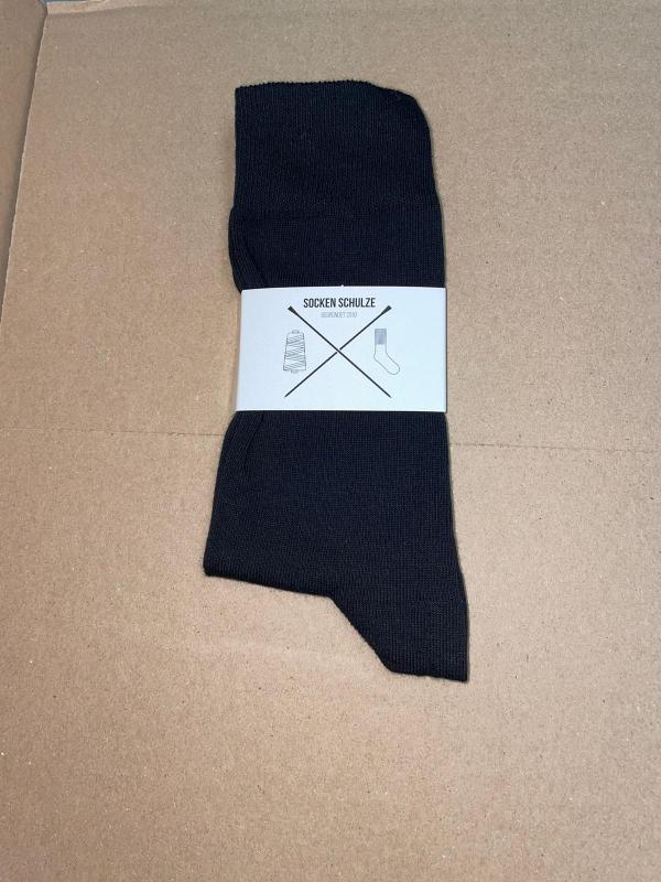 Neu bei Socken shoppen: Tradition trifft Moderne - BREITEX produziert für Schulze Socken