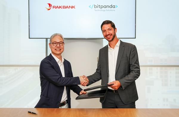 Bitpanda Technology Solutions und RAKBANK (VAE) schließen Partnerschaft: Infrastruktur für digitale Vermögenswerte jetzt in der Region verfügbar